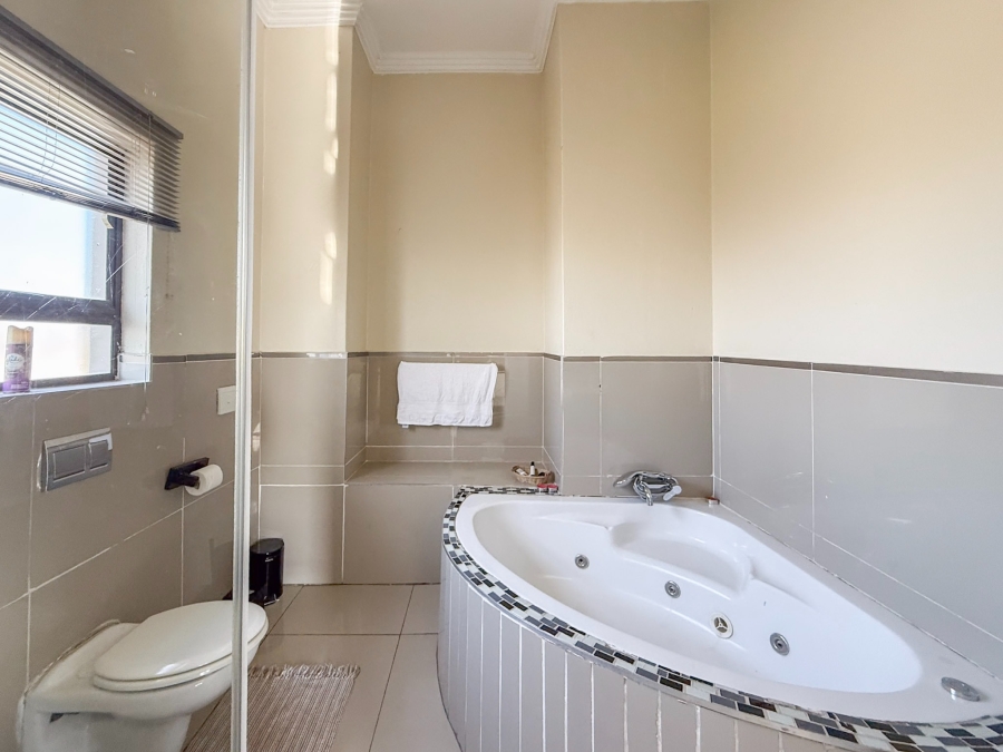 3 Bedroom Property for Sale in Leloko Lifestyle Estate North West